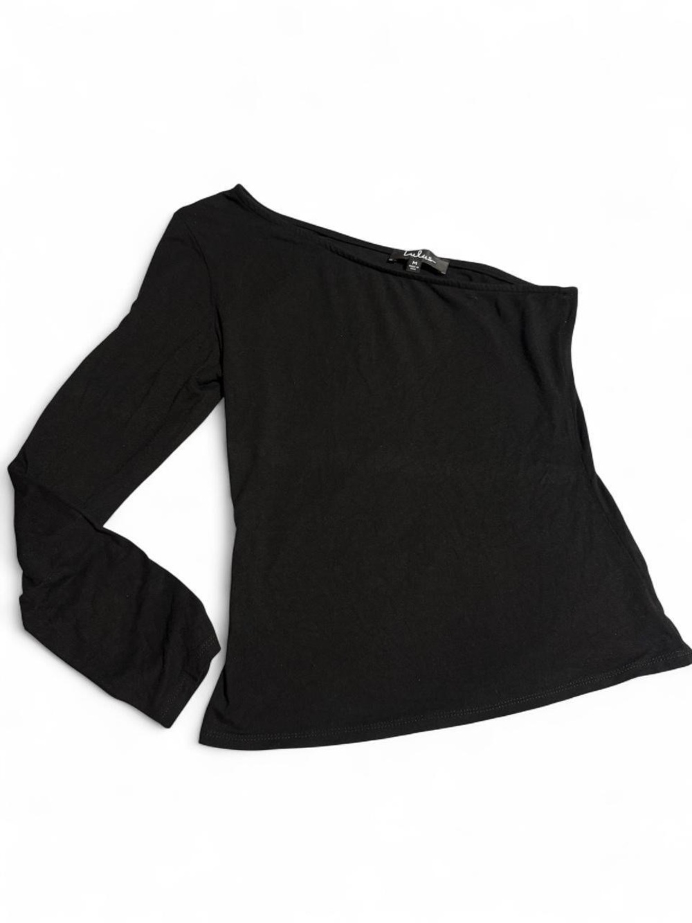 Lulu's Black One-Shoulder Long Sleeve Top